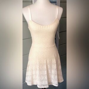 Eight Sixty Cream crochet mini dress w/adjustable ribbon straps NEW RE $98⚡️SALE